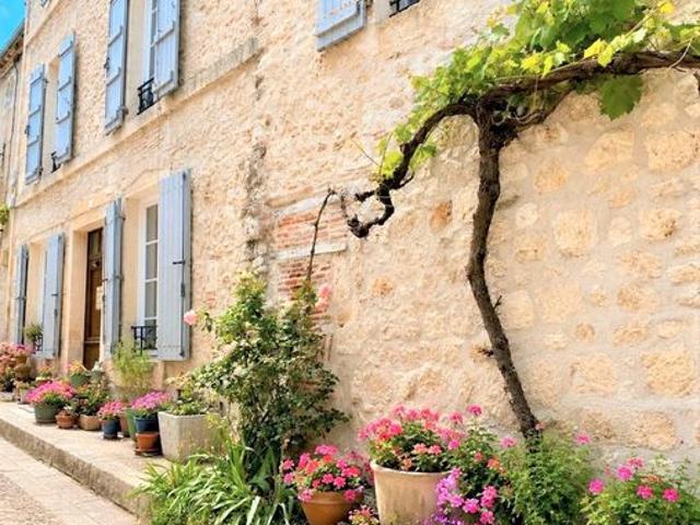 Maison 9 pièces 246 m²