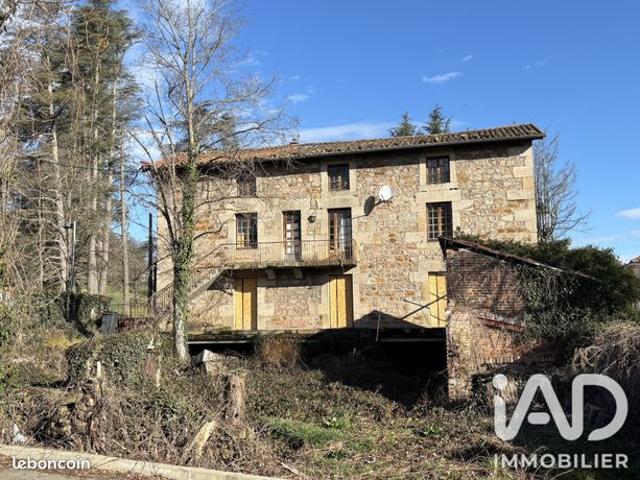 Maison 9 pièces 247 m²