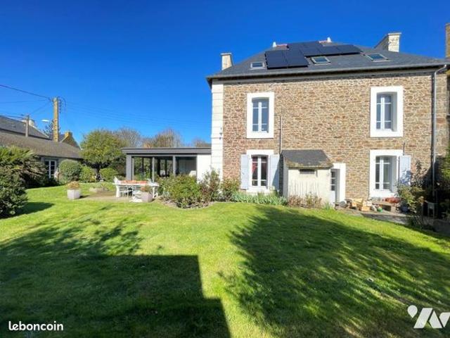Maison 9 pièces 247 m²