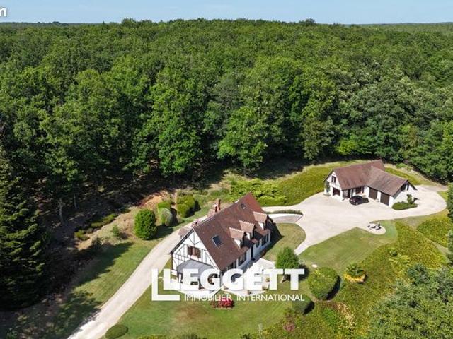 Maison 9 pièces 248 m²