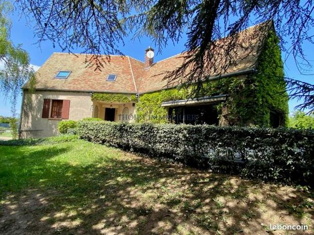 Maison 9 pièces 248 m²