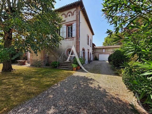 Maison 9 pièces 248 m²