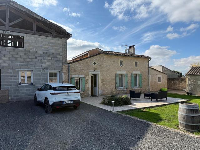 Maison 9 pièces 368 m²