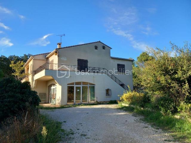 Maison 9 pièces 248 m²