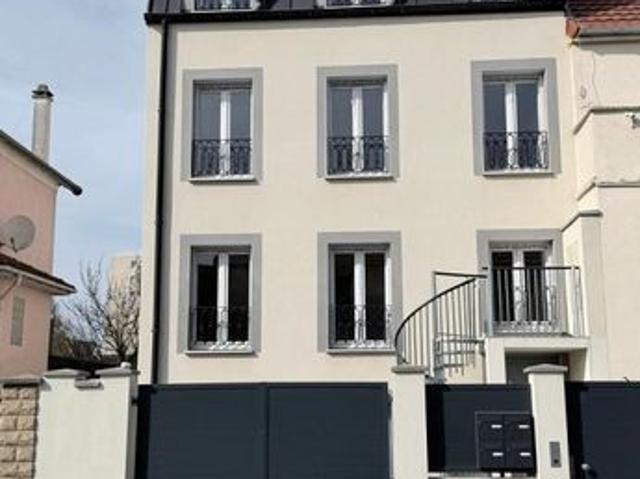 Maison 9 pièces 240 m²