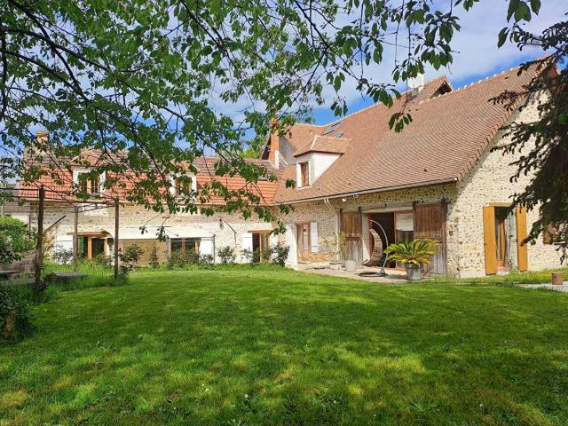 Maison 9 pièces 240 m²