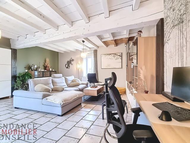 Maison 9 pièces 240 m²