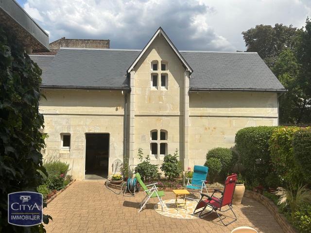 Maison 9 pièces 240 m²