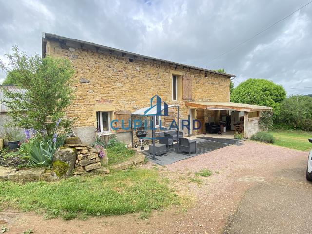 Maison 9 pièces 240 m²