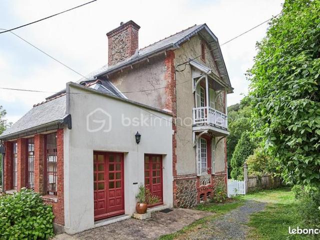 Maison 9 pièces 240 m²