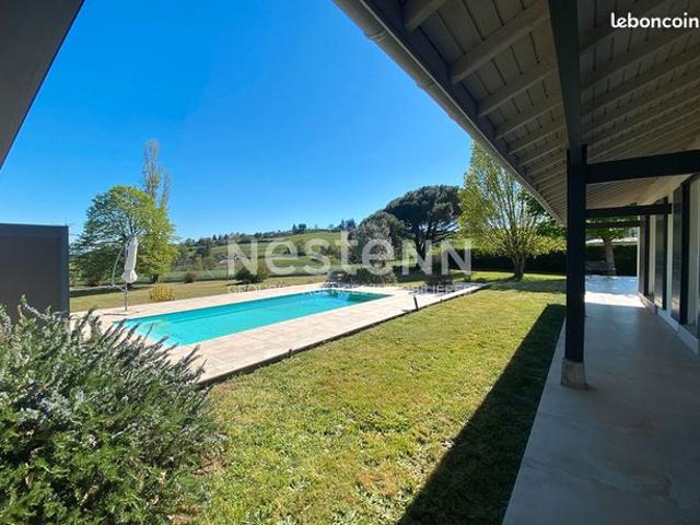 Maison 9 pièces 241 m²