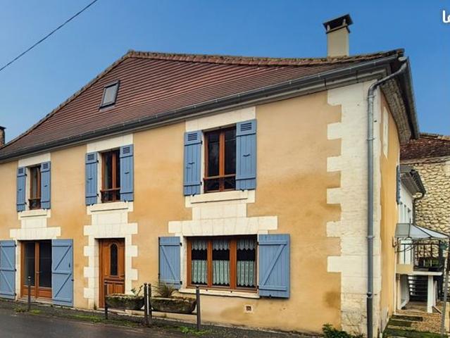 Maison 9 pièces 242 m²