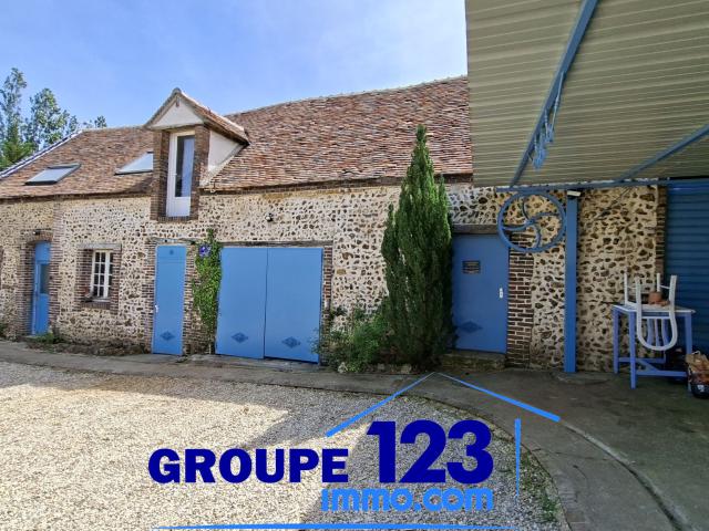 Maison 9 pièces 242 m²