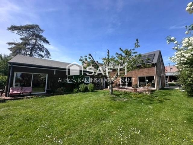 Maison 9 pièces 243 m²