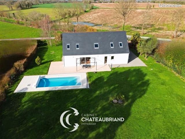 Maison 9 pièces 243 m²