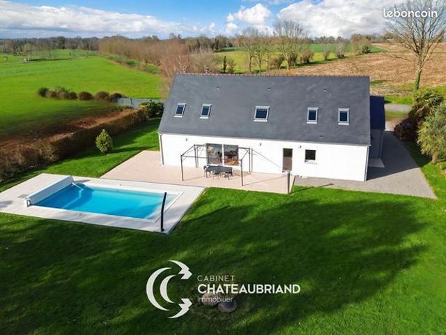 Maison 9 pièces 243 m²