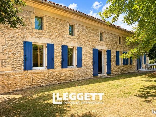 Maison 9 pièces 254 m²