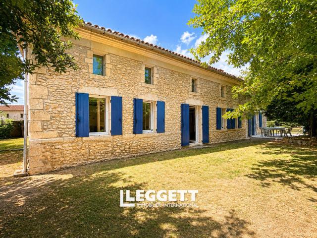 Maison 9 pièces 254 m²