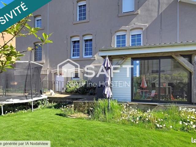 Maison 9 pièces 255 m²