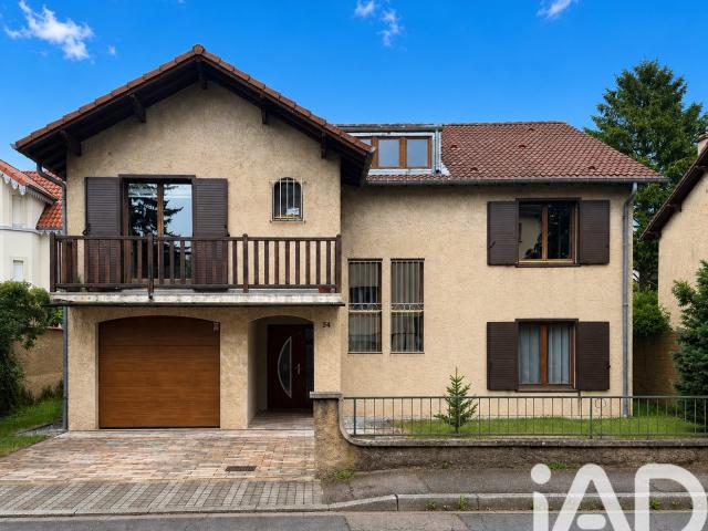 Maison 9 pièces 255 m²