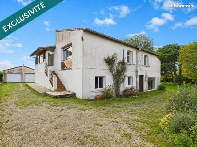 Maison 9 pièces 255 m²