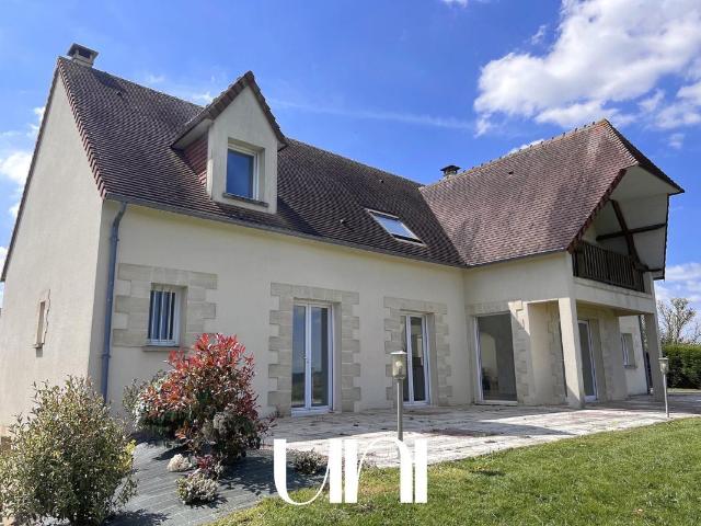 Maison 9 pièces 255 m²