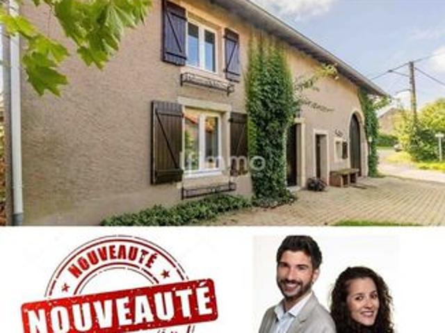 Maison 9 pièces 255 m²