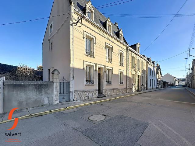 Maison 9 pièces 255 m²