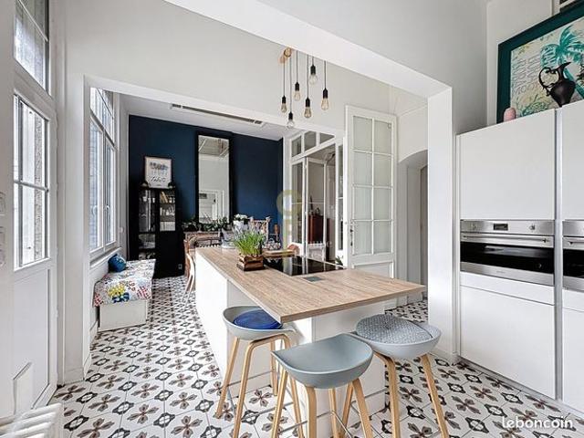 Maison 9 pièces 255 m²
