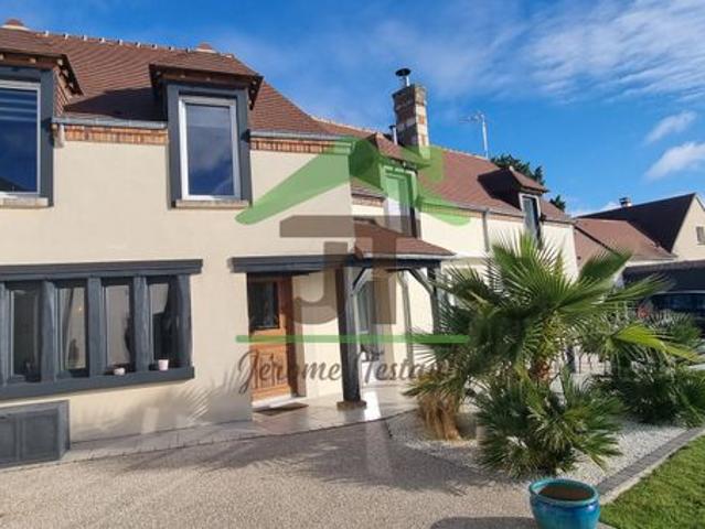 Maison 9 pièces 256 m²