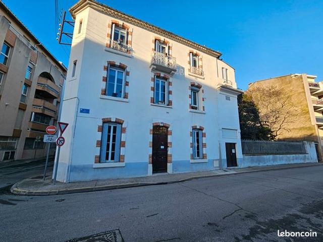 Maison 9 pièces 256 m²