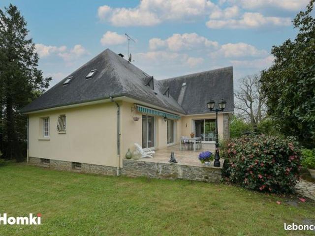 Maison 9 pièces 257 m²