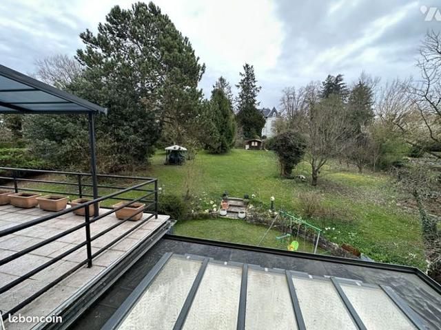 Maison 9 pièces 257 m²