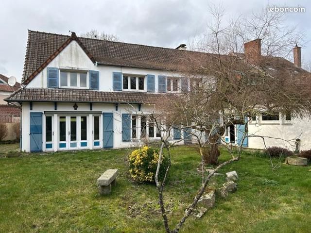 Maison 9 pièces 257 m²