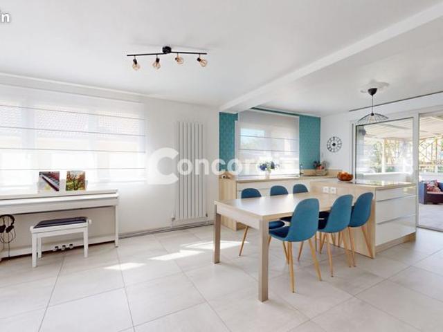 Maison 9 pièces 257 m²