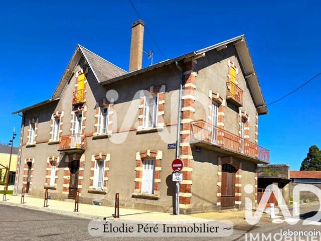 Maison 9 pièces 257 m²