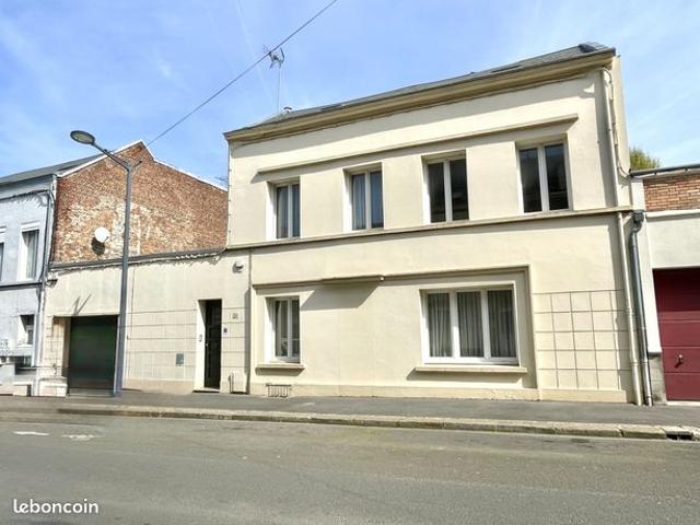 Maison 9 pièces 257 m²