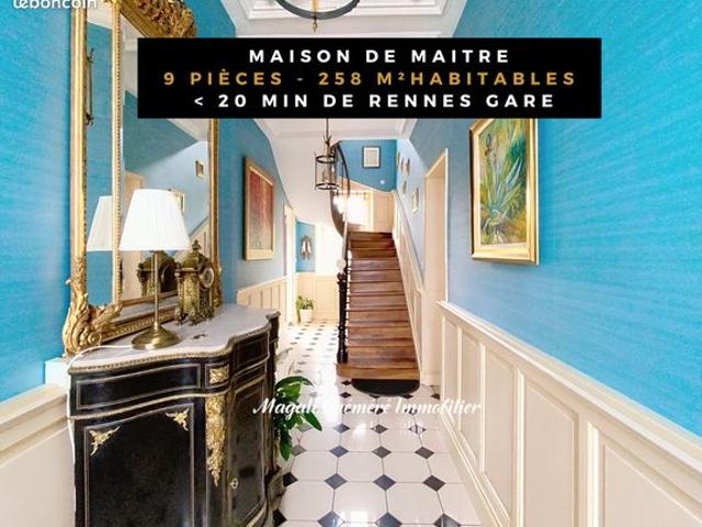 Maison 9 pièces 258 m²