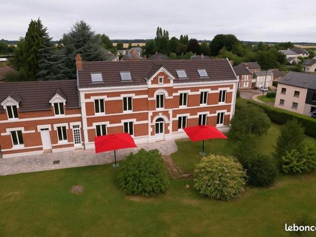 Maison 9 pièces 258 m²