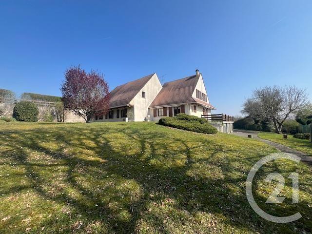 Maison 9 pièces 258 m²