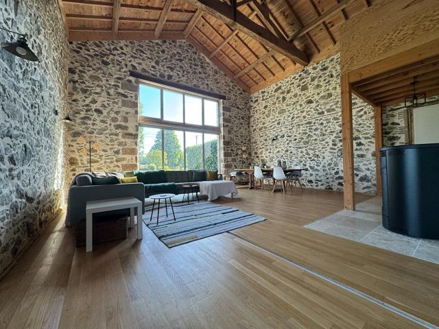 Maison 9 pièces 258 m²