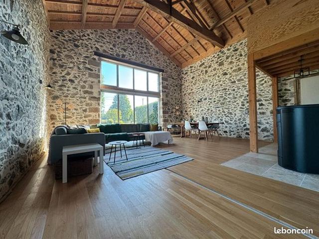 Maison 9 pièces 258 m²