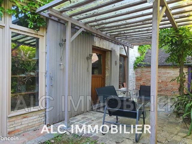 Maison 9 pièces 250 m²