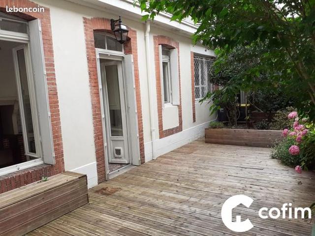 Maison 9 pièces 250 m²