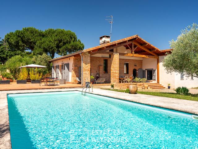 Maison 9 pièces 250 m²