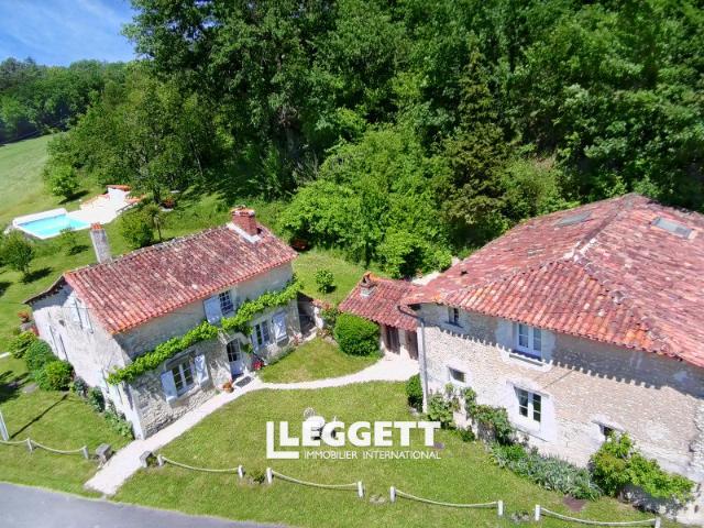Maison 9 pièces 250 m²