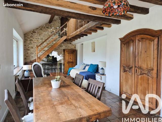 Maison 9 pièces 250 m²