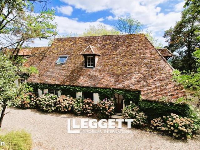Maison 9 pièces 400 m²