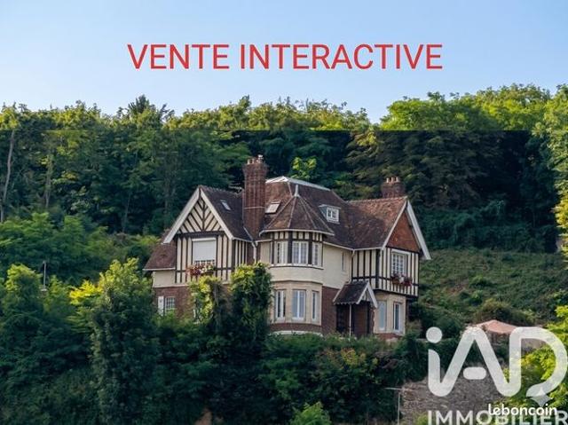 Maison 9 pièces 250 m²