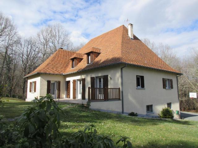 Maison 9 pièces 250 m²